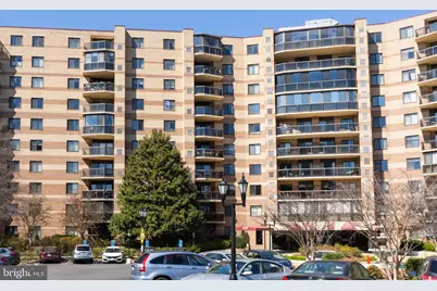 8370 Greensboro Drive #705, McLean, VA 22102 - Photo 1