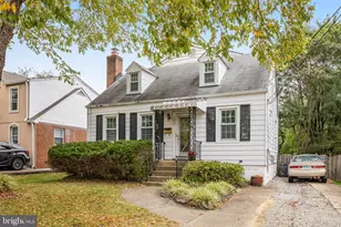 2805 Woodlawn Ave, Falls Church, VA 22042 - Photo 1