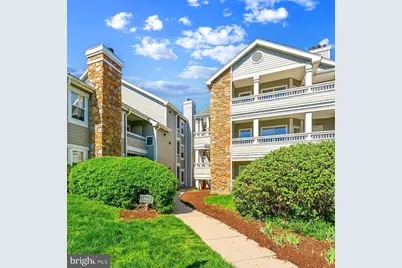 13085 Autumn Woods Way #301, Fairfax, VA 22033 - Photo 1