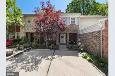 1034 Moorefield Creek Road SW, Vienna, VA 22180 - Photo 1