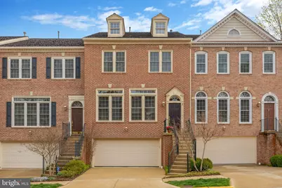 10166 Castlewood Lane, Oakton, VA 22124 - Photo 1