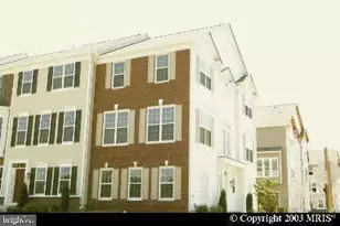 5011 Village Fount Pl, Centreville, VA 20120 - Photo 1