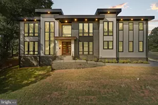 610 Delano Dr SE, Vienna, VA 22180 - Photo 1
