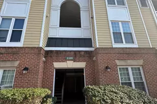 2109 Highcourt Ln, Herndon, VA 20170 - Photo 1