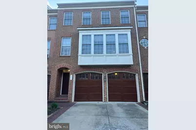 131 Herndon Mill Circle, Herndon, VA 20170 - Photo 1