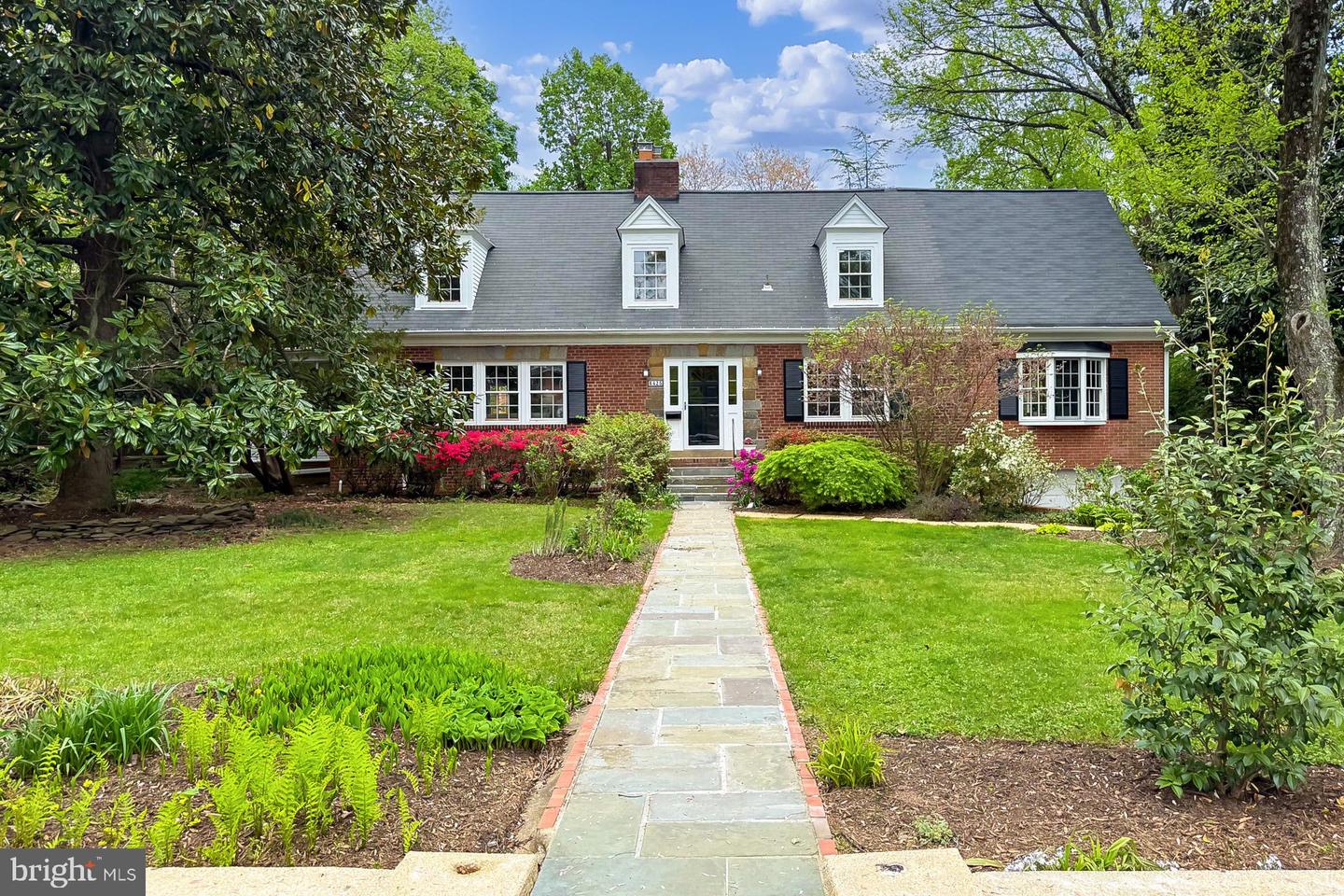 6425 Spring Terrace, Falls Church, VA 22042 - MLS VAFX2236024 ...
