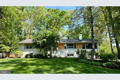 8902 Southwick Street, Fairfax, VA 22031 - Photo 1