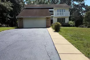 7811 Wendy Ridge Ln, Annandale, VA 22003 - Photo 1