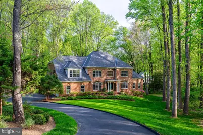 11200 Elmview Place, Great Falls, VA 22066 - Photo 1