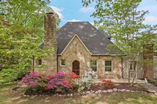 6022 Valley View Dr, Alexandria, VA 22310 - Photo 1