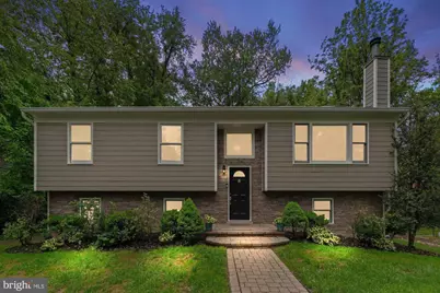 10133 Pine Street, Oakton, VA 22124 - Photo 1