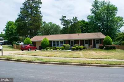 5810 Helmsdale Lane, Alexandria, VA 22315 - Photo 1