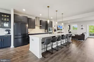 2627 Loganberry Dr, Herndon, VA 20171 - Photo 1