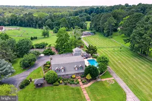 7700 Manor House Dr, Fairfax Station, VA 22039 - Photo 1