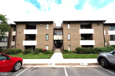 523 Florida Avenue #T2, Herndon, VA 20170 - Photo 1