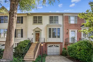 6319 Franconia Commons Dr, Alexandria, VA 22310 - Photo 1