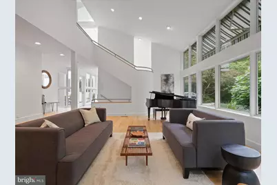 10517 Sunlit Road, Oakton, VA 22124 - Photo 1