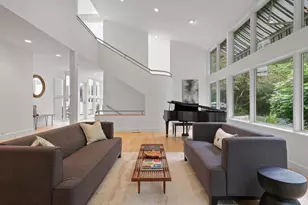 10517 Sunlit Rd, Oakton, VA 22124 - Photo 1