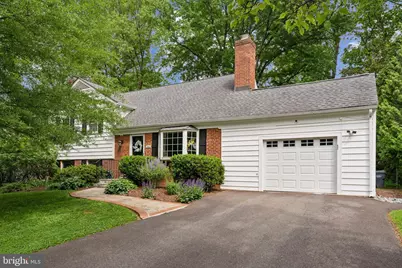 7911 Roswell Drive, Falls Church, VA 22043 - Photo 1