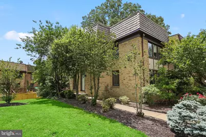 10219 Blake Lane, Oakton, VA 22124 - Photo 1