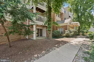 2204 Westcourt Ln, Herndon, VA 20170 - Photo 1