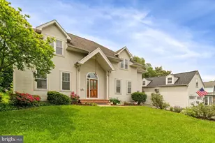 600 Grace St, Herndon, VA 20170 - Photo 1