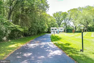 10411 Cavalcade St, Great Falls, VA 22066 - Photo 1