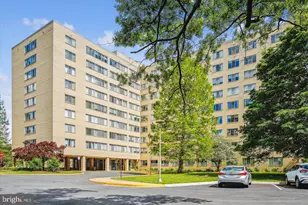 6641 Wakefield Dr, Alexandria, VA 22307 - Photo 1