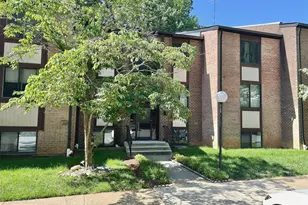 9717 Kings Crown Ct, Fairfax, VA 22031 - Photo 1