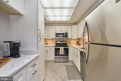 7621 Tremayne Place #205, McLean, VA 22102 - Photo 1