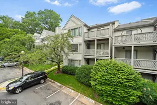 2221 Hunters Run Dr, Reston, VA 20191 - Photo 1