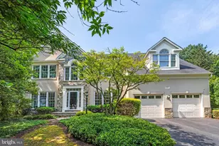 12691 Fox Woods Dr, Herndon, VA 20171 - Photo 1