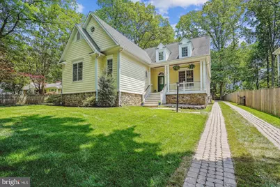 116 Oak Street SW, Vienna, VA 22180 - Photo 1