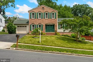 8017 Lake Pleasant Dr, Springfield, VA 22153 - Photo 1