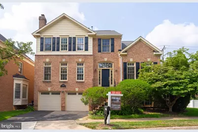 9818 Fox Rest Lane, Vienna, VA 22181 - Photo 1