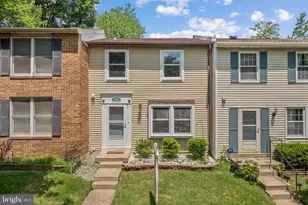 9922 Oakdale Woods Ct, Vienna, VA 22181 - Photo 1