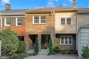 1135 Moorefield Hill Ct SW, Vienna, VA 22180 - Photo 1