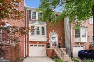 2112 Patty Ln, Vienna, VA 22182 - Photo 1