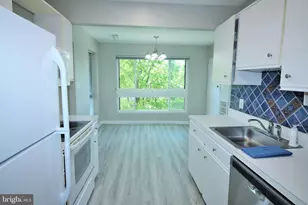 551 Florida Ave, Herndon, VA 20170 - Photo 1