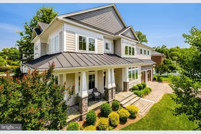 300 Jade Court NW, Vienna, VA 22180 - Photo 1