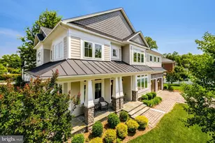 300 Jade Ct NW, Vienna, VA 22180 - Photo 1