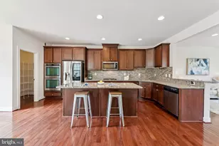 6236 Summit Point Ct, Alexandria, VA 22310 - Photo 1