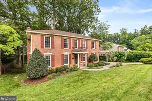 4407 Wakefield Dr, Annandale, VA 22003 - Photo 1