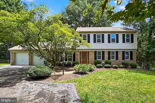 2711 Clarkes Landing Dr, Oakton, VA 22124 - Photo 1