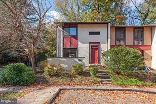 2281 Emerald Heights Ct, Reston, VA 20191 - Photo 1