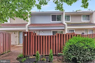 2440 Southgate Square, Reston, VA 20191 - Photo 1