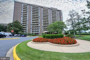 1800 Old Meadow Rd, McLean, VA 22102 - Photo 1