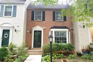 8223 Goldstream Ct, Vienna, VA 22182 - Photo 1