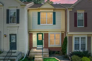 12108 Wedgeway Pl, Fairfax, VA 22033 - Photo 1