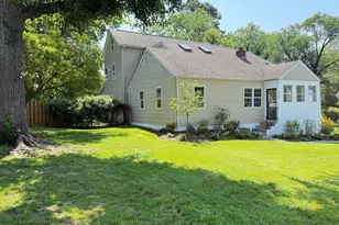 2933 Fairmont St, Falls Church, VA 22042 - Photo 1